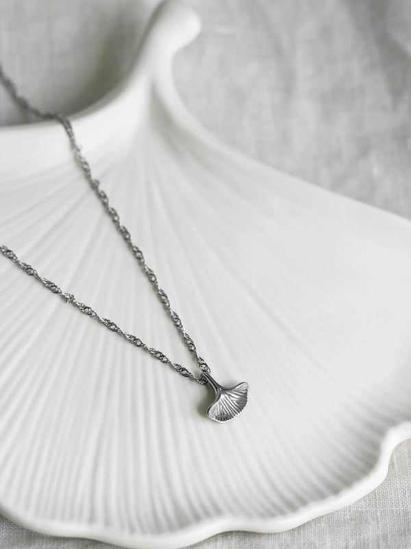 Collier Selena – Feuille de Gingko Biloba